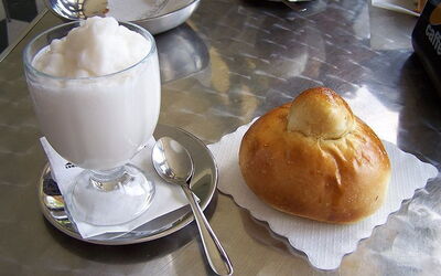 Granita y brioche