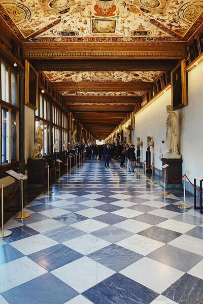 Uffizi, interior
