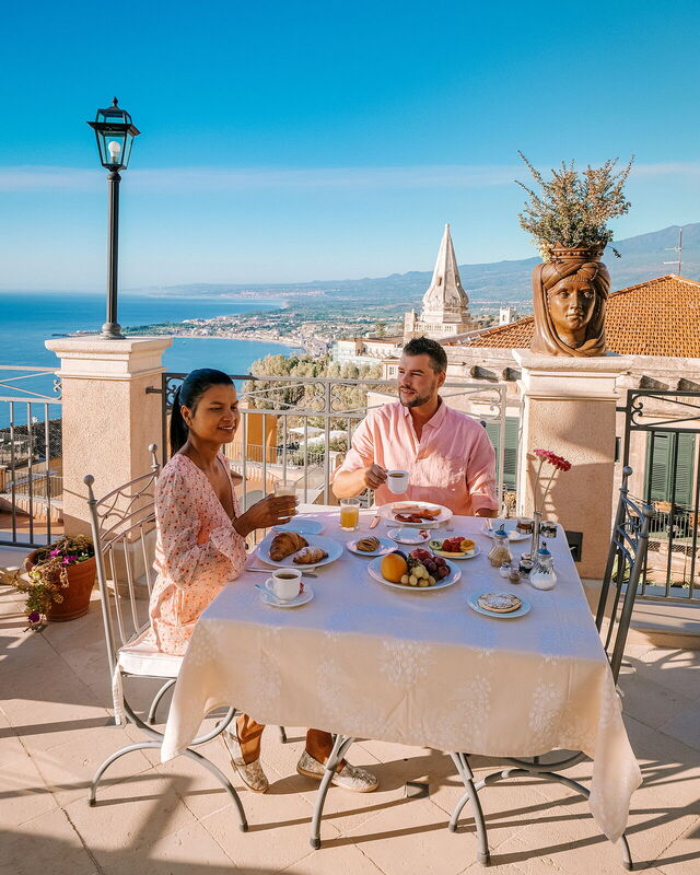 Desayuno en Taormina