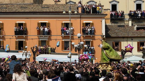 Festival de Pascua en Sulmona
