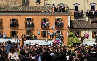 Festival de Pascua en Sulmona
