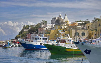 Barcos en Procida