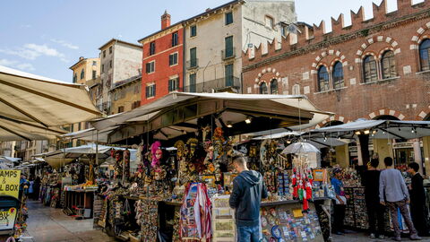 Un mercado en Verona