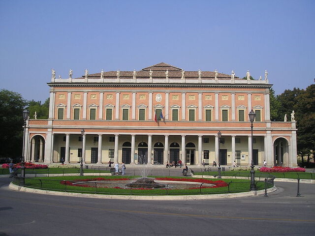 Teatro Valli Reggio Emilia