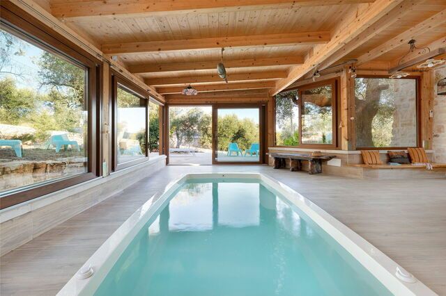 Trulli di Grieco, piscina cubierta