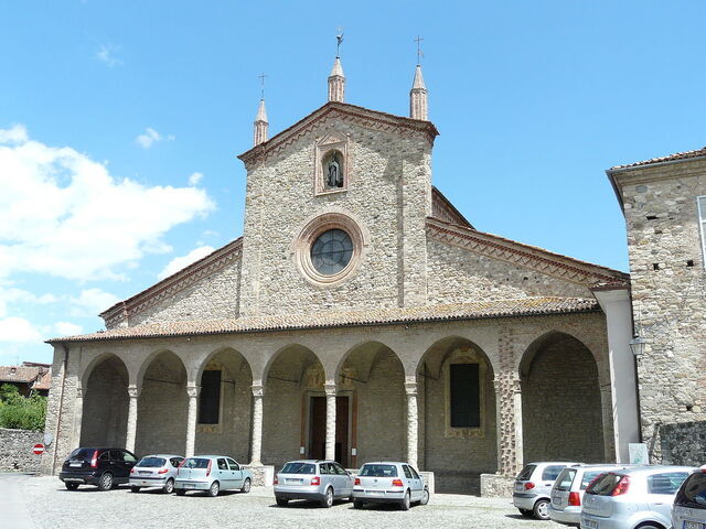Abadía de San Columbanus, exterior