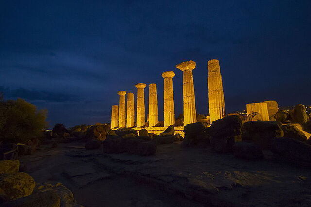 Valle de los Templos, Noche