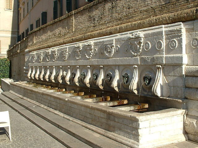 La famosa Fontana del Calamo