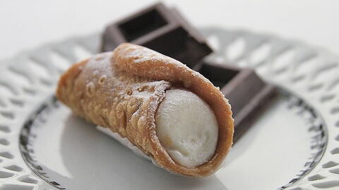 A cannolo