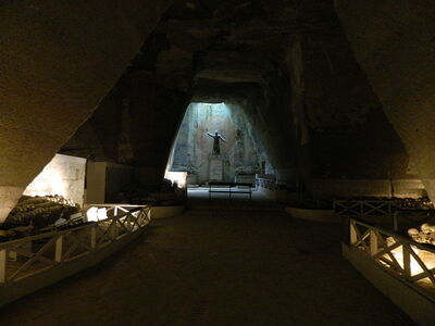 Interior, Cimiterio Delle Fontanelle