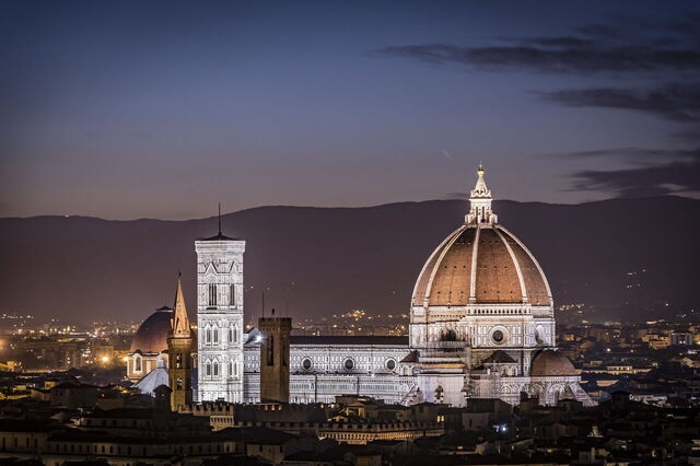 Florencia de noche