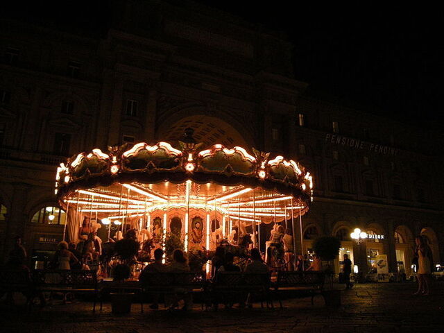 Carousel, Piazza della Repubblica