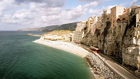 Los acantilados de Tropea en Calabria