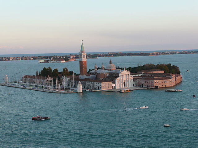 Una isla de la ciudad de Venecia