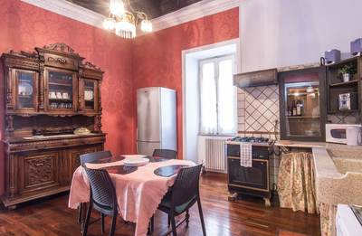 Spanish Steps Top Location, Cocina