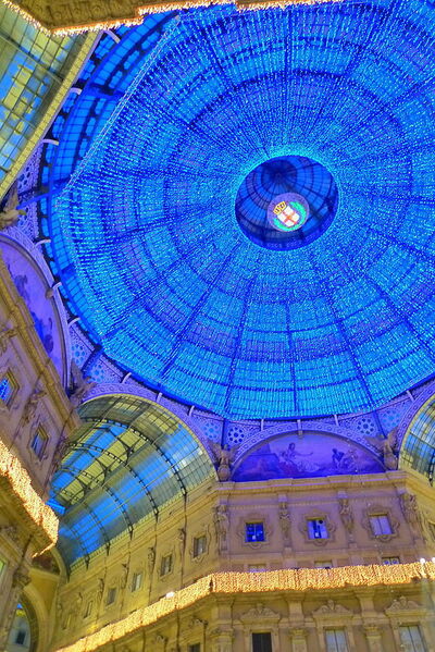Traducir del: italiano La cúpula de la Galleria Vittorio Emanuele