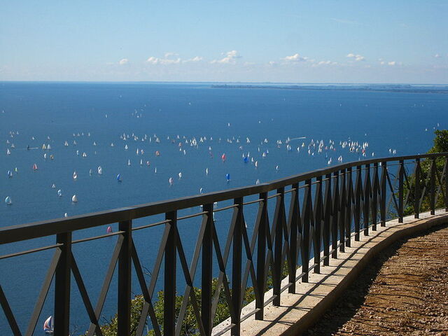 Vista Al Mar Sobre El Camino Napoleónico