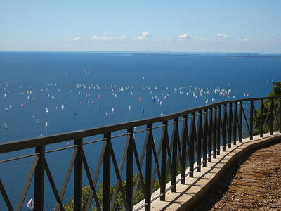Vista Al Mar Sobre El Camino Napoleónico