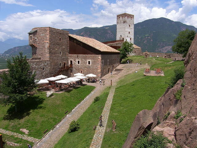 Museo de la Montaña Messner en Firmian