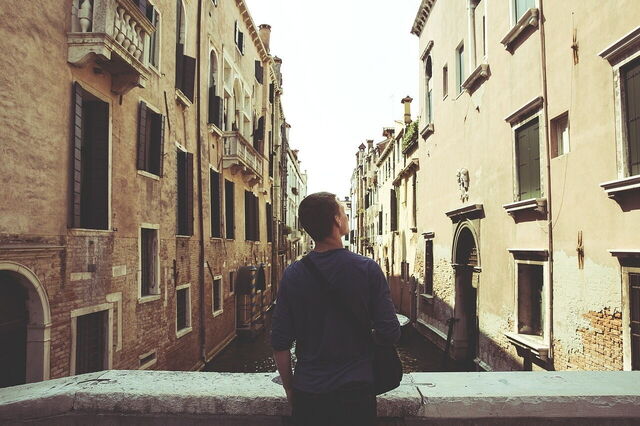 Un adolescente en Venecia