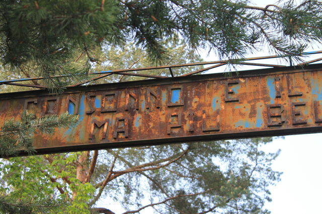 Consonno, entrada