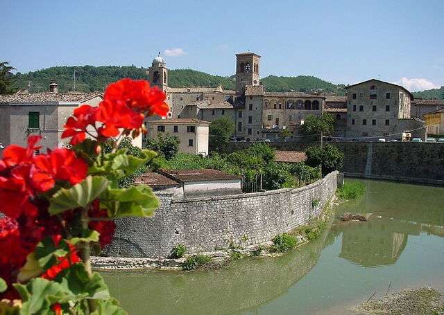 Ciudad de Sant Angelo en Le Marche