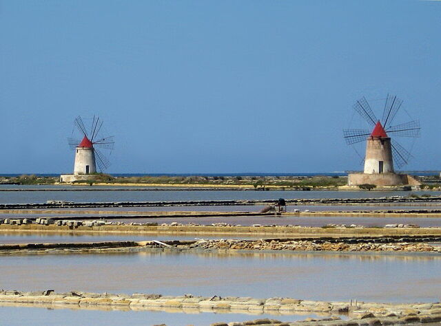 Molinos de viento en Mozia