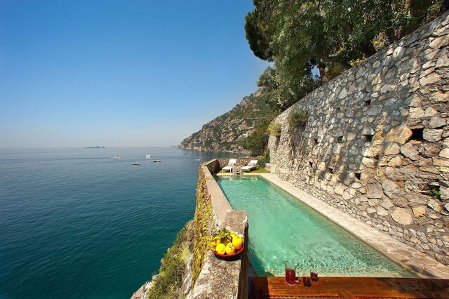 Mansour, piscina