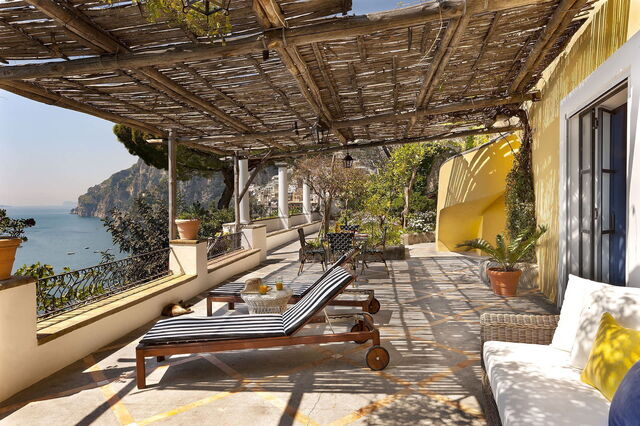 Mansour, terraza