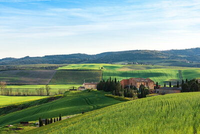 Vista de campos y colinas en la Toscana