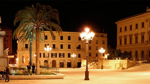 La plaza principal de la ciudad de Sassari
