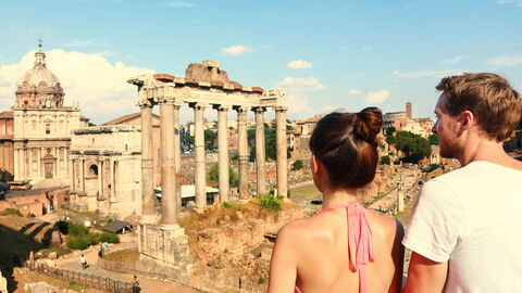 Turistas en Roma