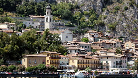 Vista de Limone sul Garda