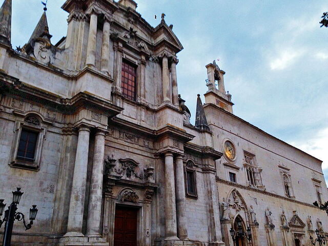 Palazzo Annunziata en Sulmona
