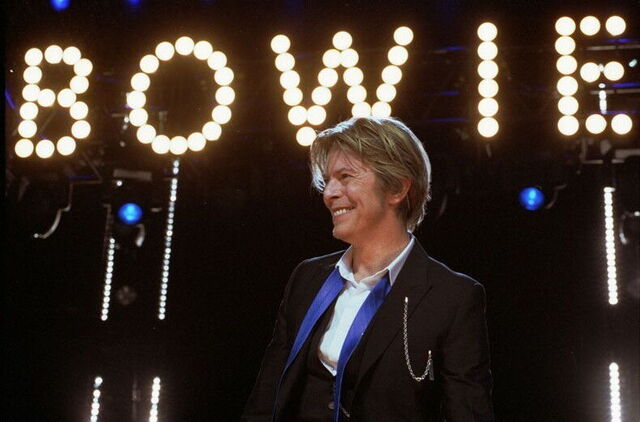 Bowie en Chicago, 2002