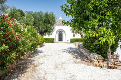 Trullo Agapanto, exterior