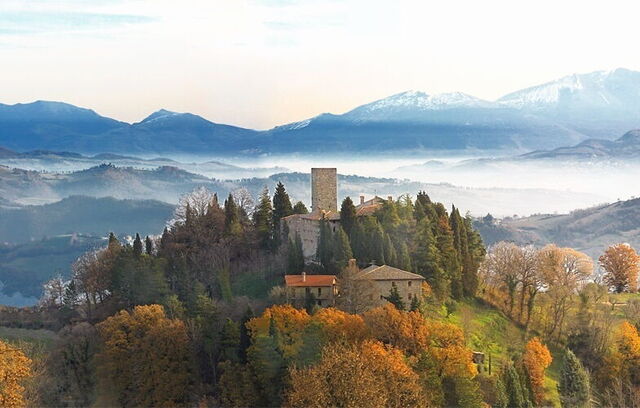 Castello di Petroia