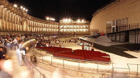 teatro Macerata por la noche
