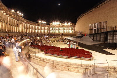 teatro Macerata por la noche
