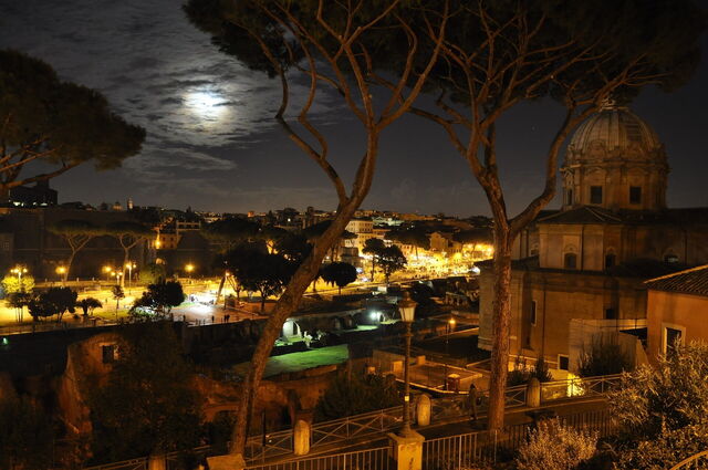 Roma por la noche