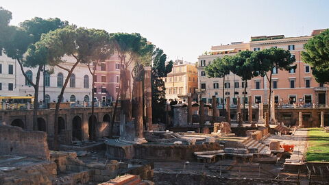 Ruinas de Torre Argentina
