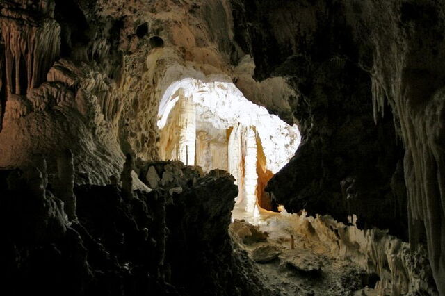 Cuevas de Genga