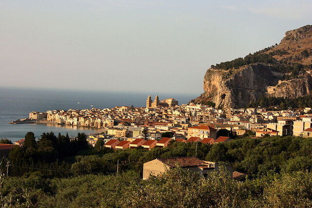 Anochecer en Cefalù