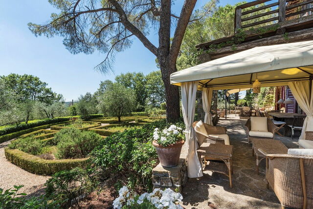 Villa Le Corti, jardín