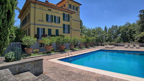 Poggio Cuculo, exterior