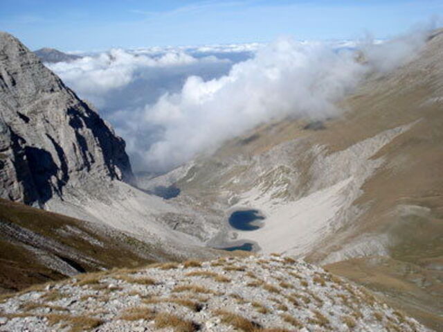 Vista del Lago Pilato en Monti Sibillini