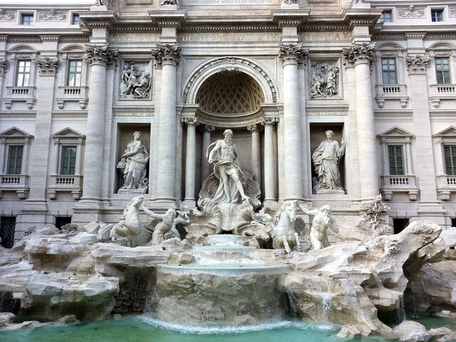 Fuente de Trevi, la atracción más famosa de Roma