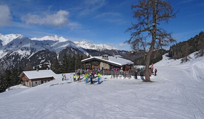 Preparándose para esquiar