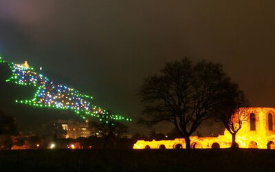 Monte Ingino Árbol de Navidad