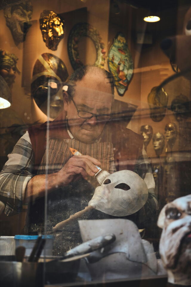 Fabricación de máscaras venecianas